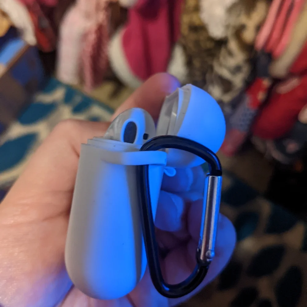 I12 Airpods